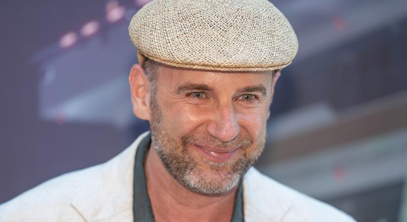 Járai Máté megmutatta, hol kezdődött a kapcsolata Járai Kírával