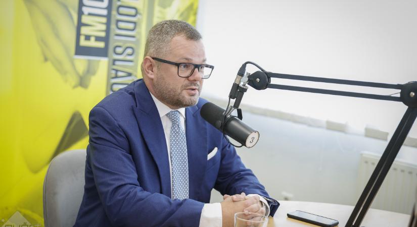Miniszteri biztosként dolgozhat az itt élőkért