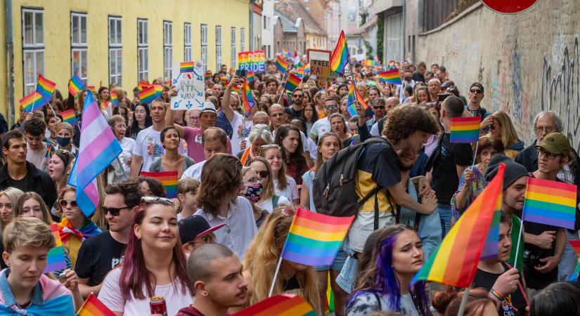 Fellebbeznek a szervezők a Pécs Pride-ot betiltó rendőrségi határozat ellen, mindenképpen megtartják a rendezvényt