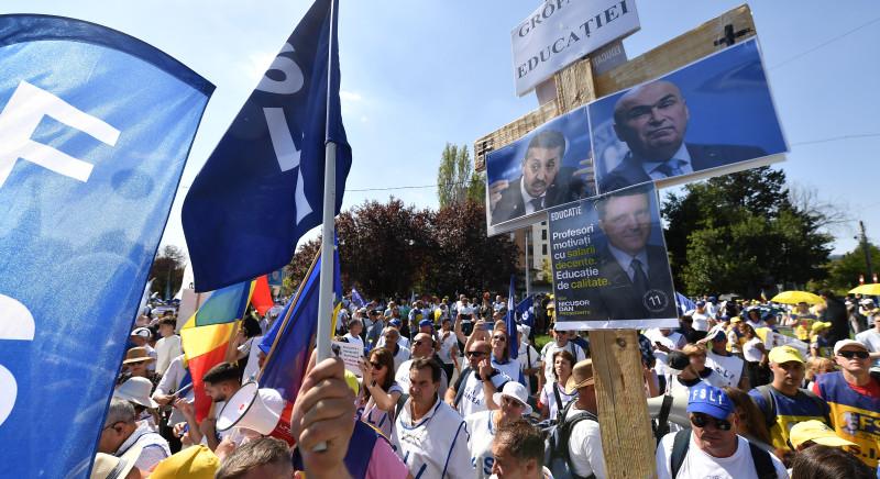 Fogadta az államfő a tanügyi szakszervezetek képviselőit