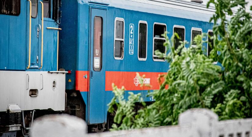 Fontos új részletek a mozgó vonat ablakán kiugró gyermek ügyében! - A MÁV nyilatkozott a körülményekről