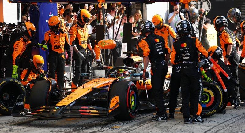 Az egész 2025-ös F1-es szezon leggyorsabb kerékcseréjét produkálta Piastrival a McLaren – videó!