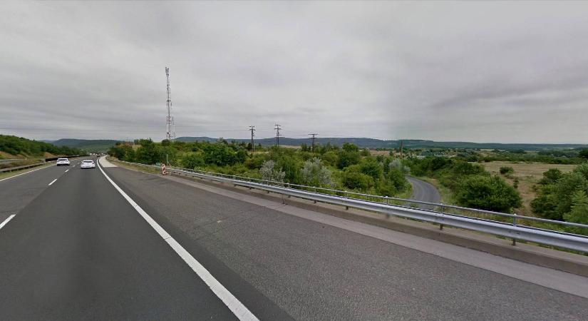 Sokaknak olcsóbb lesz az autópálya-matrica az M1-es sztráda felújítása miatt