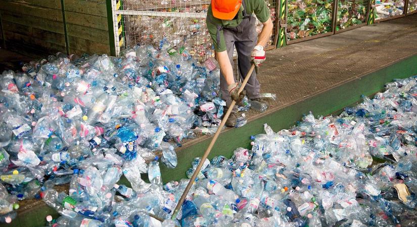 Olcsó és egyszerű: itt a molekuláris szike, amivel leküzdhető lehet műanyagszennyezés