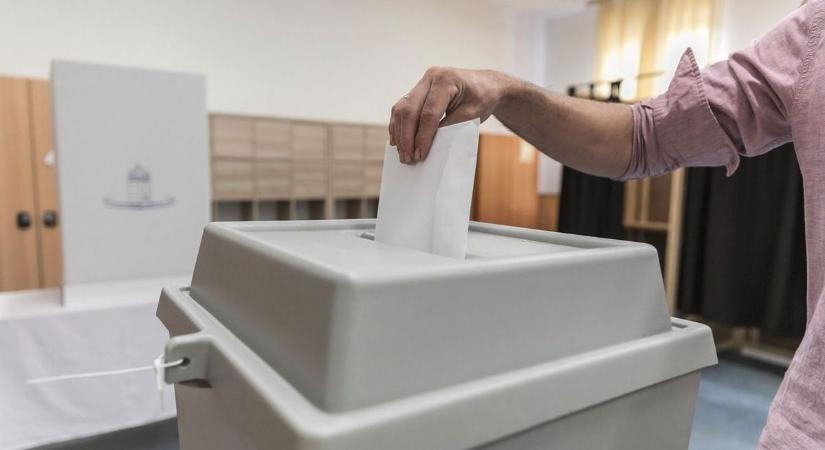 A szavazatok közel kétharmadát vitte, így újra polgármesternek választották
