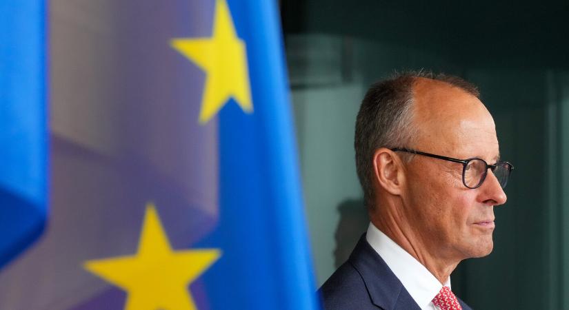 A német kancellár új biztonsági építményt követel Európa számára