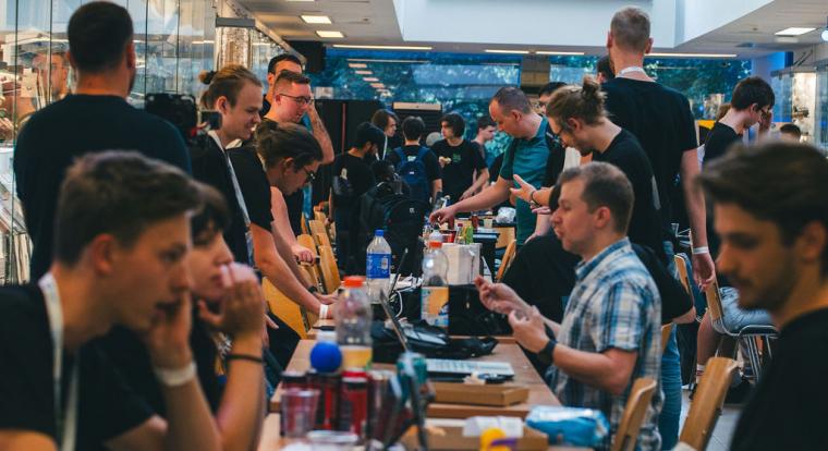 Győztest hirdetett a 2025-ös Aruba Cloud Hackathon & Tech Show
