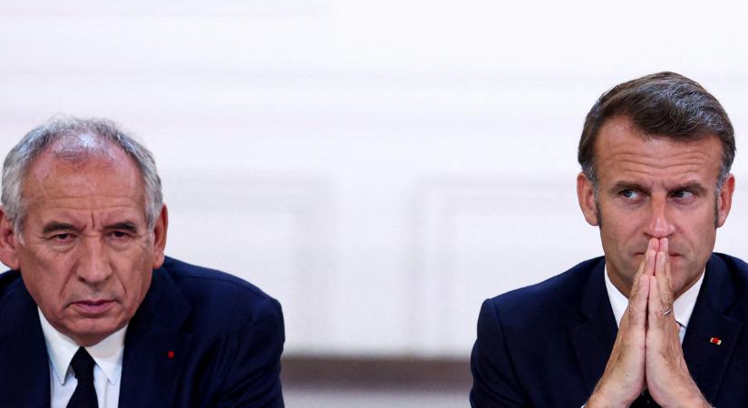 A várakozásoknak megfelelően megbukott a francia kormány