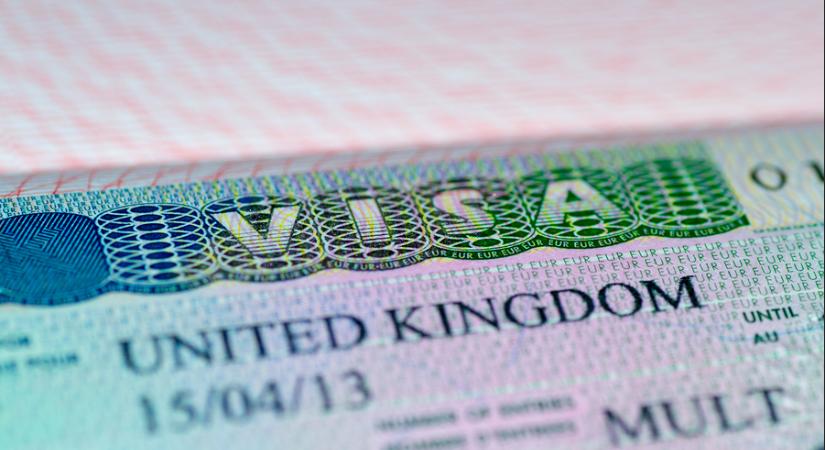 Vízumfelfüggesztéssel fenyegetik a britek azokat az országokat, amelyek nem fogadják vissza a migránsokat