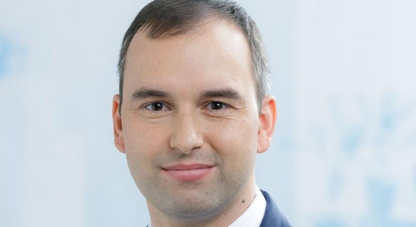 A Tisza-adó hatásairól posztol pontos számokat a képviselő
