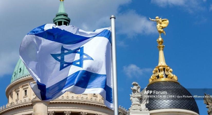 Elérte a HVG brüsszeli tudósítójának ingerküszöbét a durvuló európai antiszemitizmus, de a migránsokról egy szót sem ejt