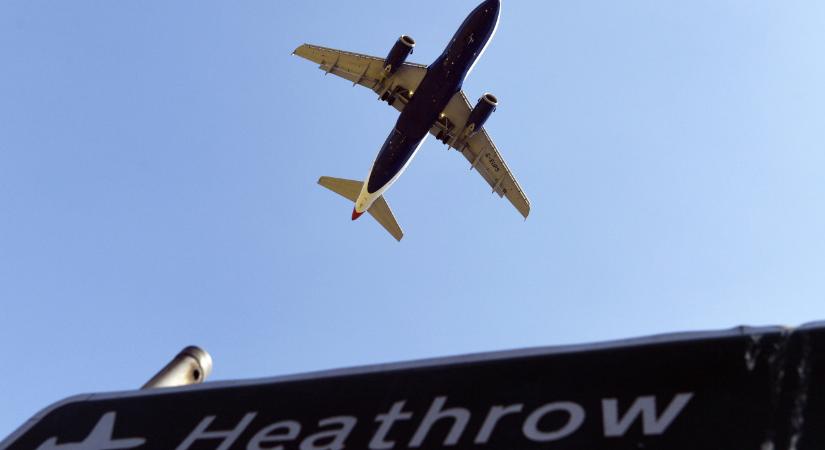 Kiürítették a londoni Heathrow repülőtér egyik terminálját incidens miatt