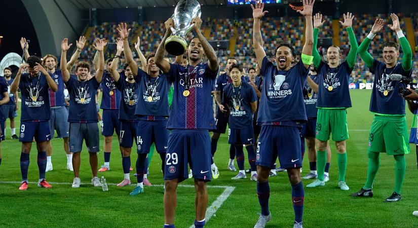 Ligue 1: szerződést hosszabbítana támadójával a Paris Saint-Germain! – sajtóhír