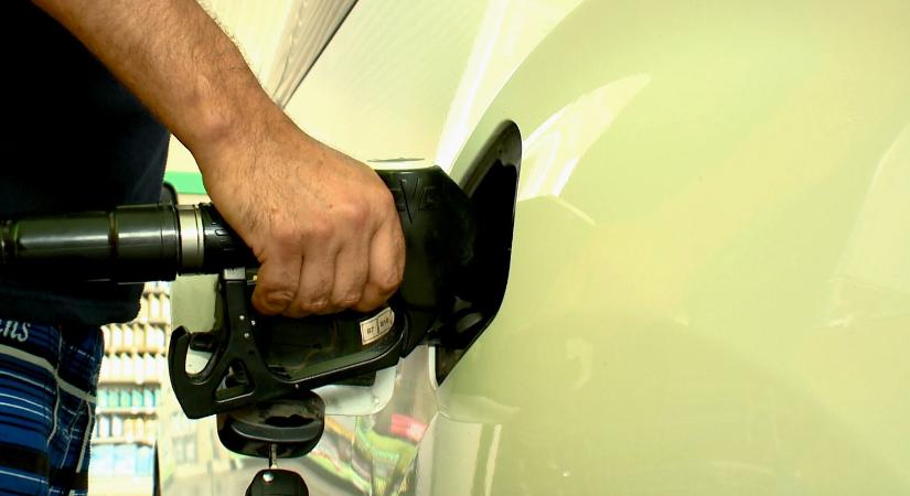Riasztás – Padlóra lökik a magyar gazdaságot? Fuvarozók: nem a jövedéki adó, hanem az útdíjak és a gazdasági környezet jelentenek gondot
