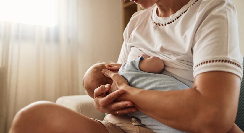 Szoptatós póló és pulóver: A legpraktikusabb ruhadarabok a babázáshoz