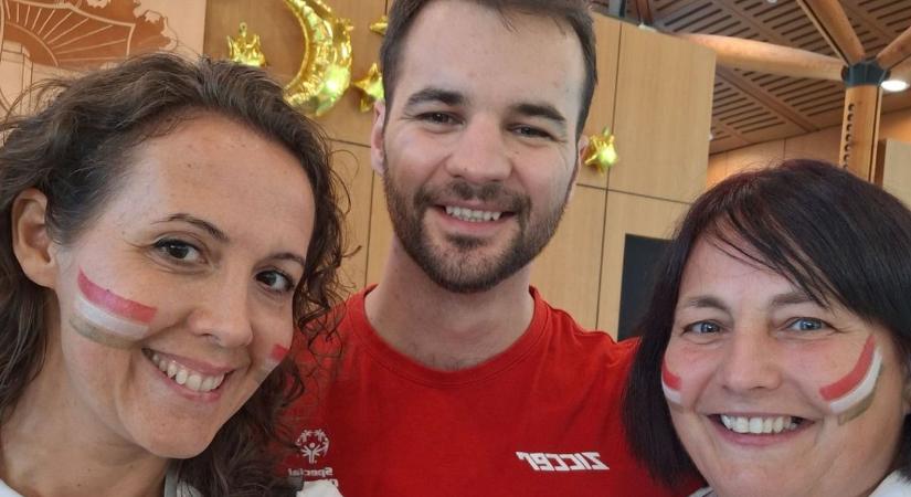 Felejthetetlen találkozás: Kapu Tiborral találkoztak a speciális sportolók - fotók