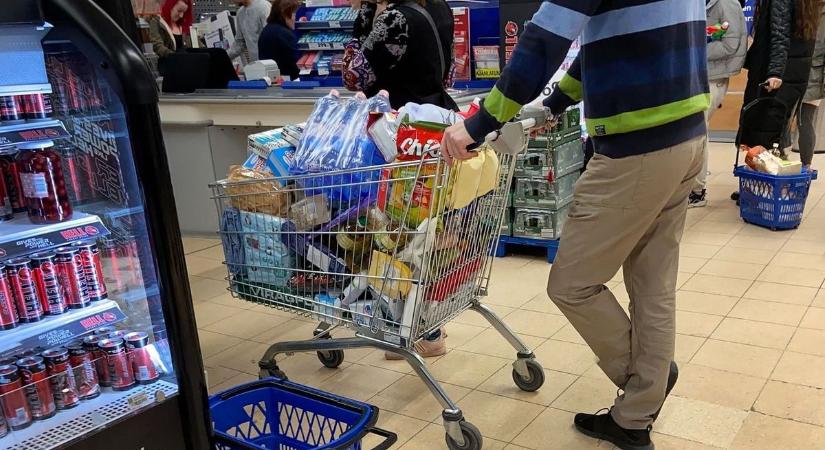 Miért kell bevásárlás közben megfagyni?! – háborog olvasónk