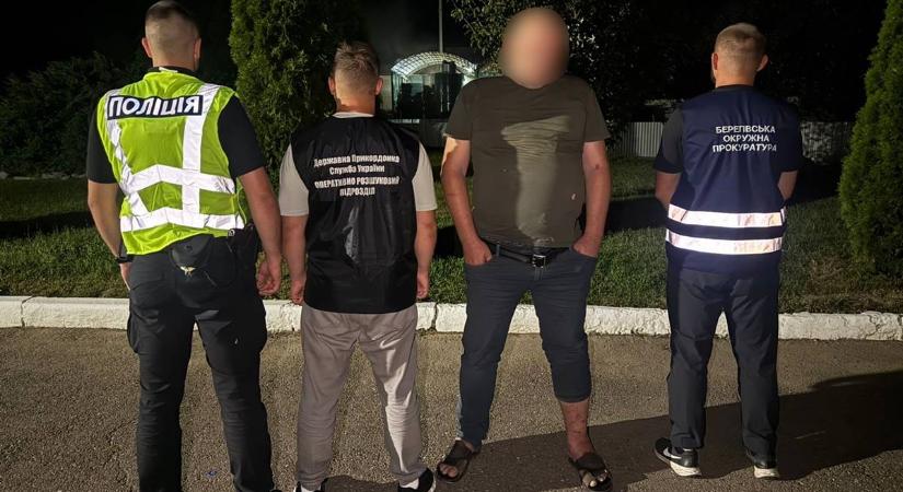 Két határsértőt és segítőjüket fogták el Újlaknál