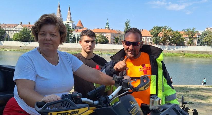 Hősök a Lapos Beachen – a forráskúti speciális mentők a gyerekklinikáért jótékonykodtak