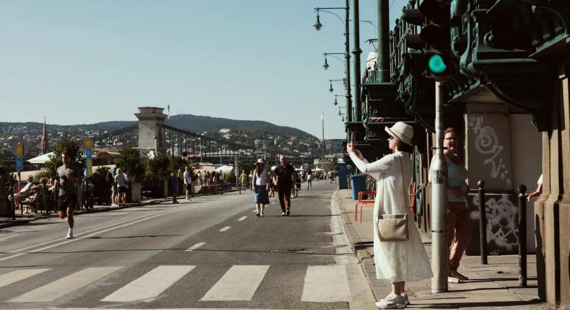 Lassul a hazai turizmus, de még mindig jól teljesít