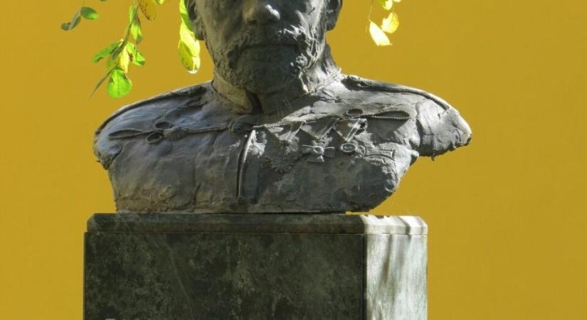 125 éves Párizsban a világkiállításon aratta legnagyobb sikerét Bábolna ura, Ferenc József császár arab altábornagya