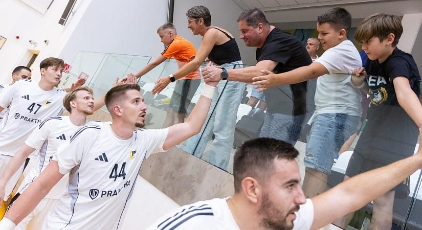 A csapatmunka volt a siker kulcsa a DEAC meccsén