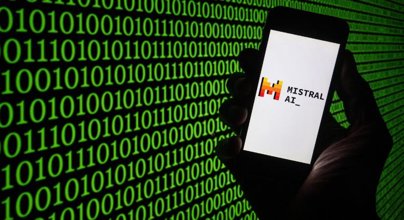 Egy holland techóriás 1,3 milliárd eurót fektet a francia AI-cégbe, ami képes lehet felvenni a versenyt a ChatGPT-vel