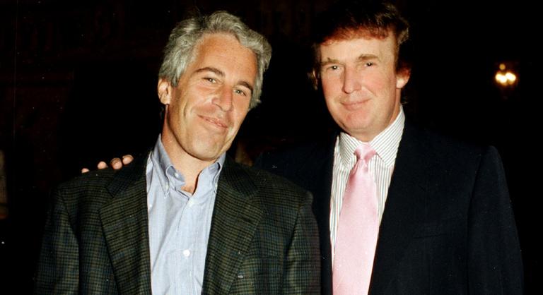 Nyilvánosságra került Donald Trump Jeffrey Epsteinnek írt, meztelen női alakot formáló szülinapi üzenete