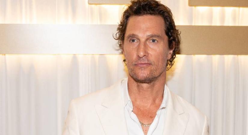 Matthew McConaughey édesanyja csodaszép nő: a 93 Kay a vörös szőnyegen tündökölt