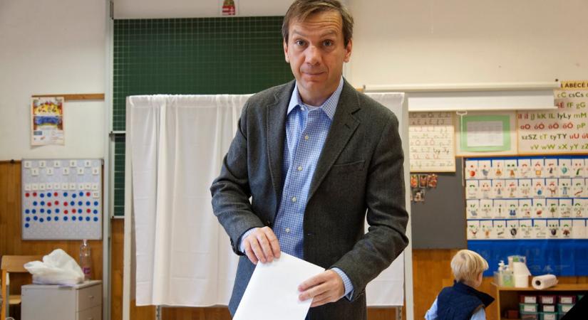 A TISZA már a történelmet is hamisítja: a Fidesz narratíváját ismétli Bajnai támadásával