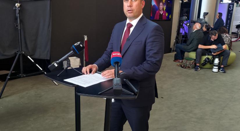Dömötör Csaba szerint nem a fideszeseknek üzent Orbán, amikor azt mondta, „semmi nem lesz elfelejtve, minden fel lesz jegyezve és minden el lesz rendezve”
