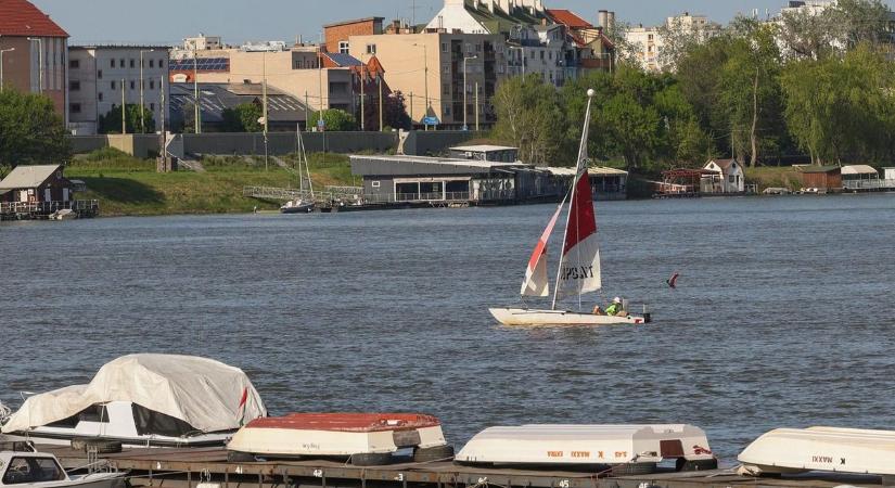 Folytatódik a változékony időjárás: délen melegebb, nyugaton hűvösebb lesz