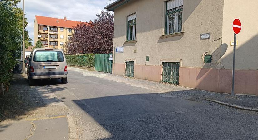 Megnyitották a reggel lezárt szombathelyi utcát: újra megnéztük, mutatjuk a változásokat - fotók