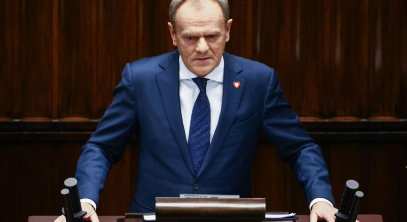 Lengyelország lezárja a Fehéroroszországgal közös határát