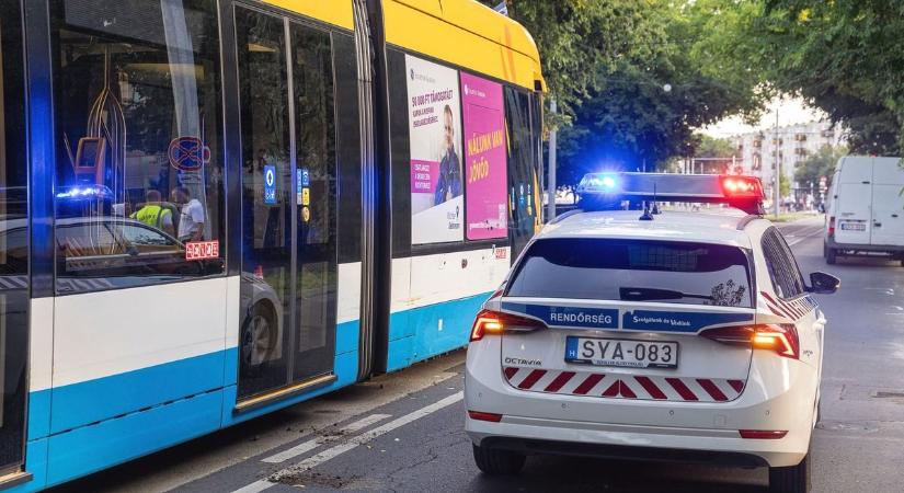 Súlyos villamosbaleset Debrecenben: a traumatológián ápolják az elsodort nőt