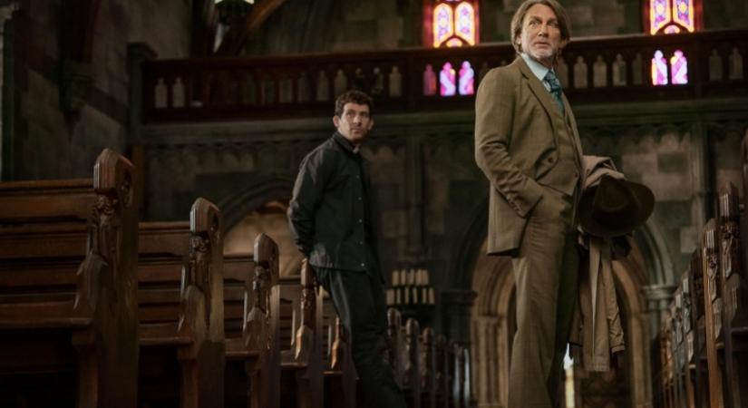 Folytatódik a Netflix népszerű filmje, itt van a Tőrbe ejtve 3. részének az előzetese
