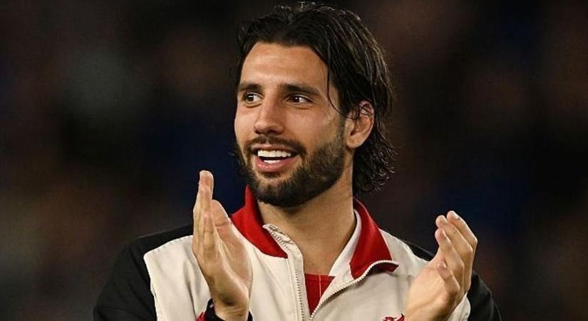 Ilyen még nem volt a Puskásban: 1 percre egy legendáért dobban minden szív
