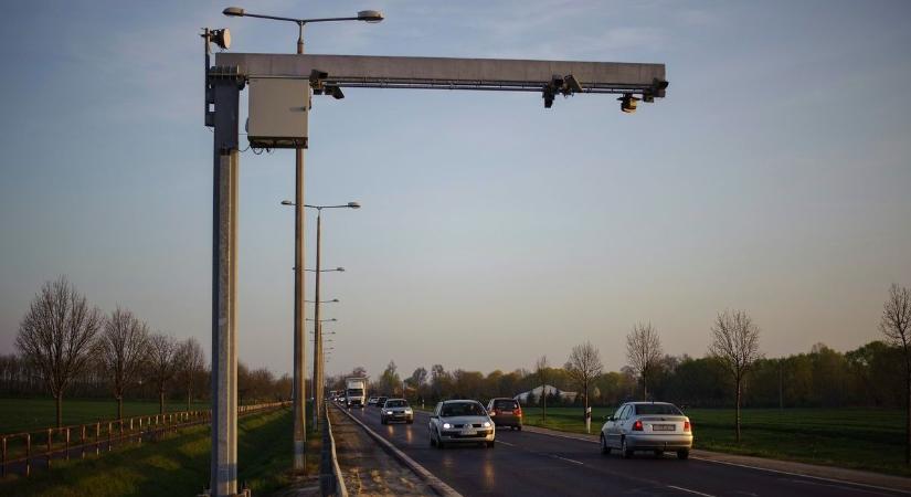 Meddig lát a traffipax? Azt hiszed, időben fékezel, pedig kapod majd a borítékot
