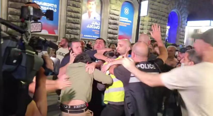 A magyar konzul meglátogatta a kórházban a Grúziában megvert újságírót