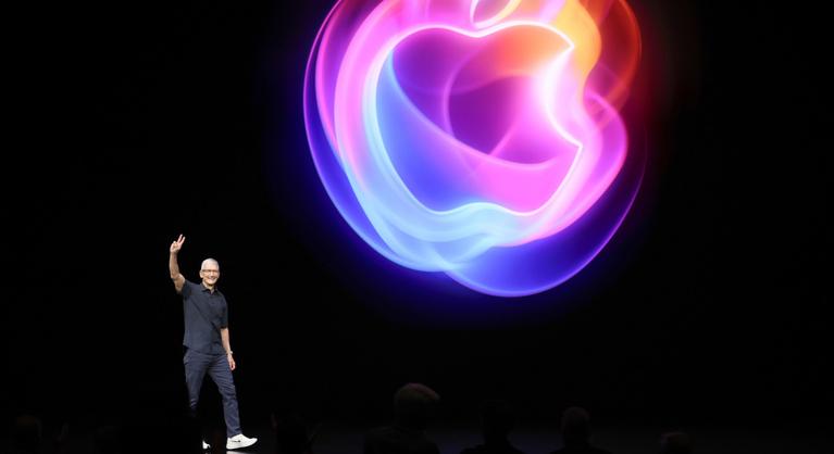 Pillanatokon belül bemutatják az új iPhone-okat - Kövesse velünk az év egyik legnagyobb technológiai eseményét