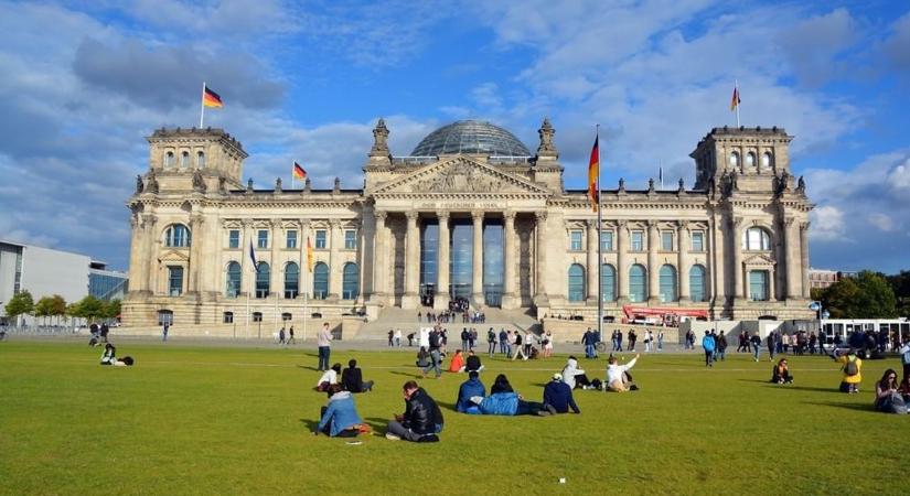Súlyos gyújtogatás Berlinben: ötvenezer háztartás került bajba