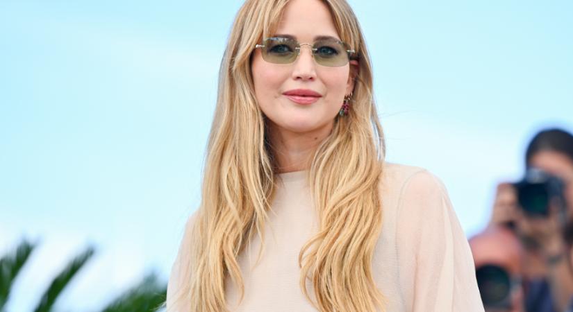 Jennifer Lawrence véletlen „elszólása”: a gyermekéről van szó
