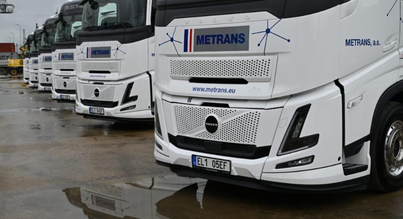 6 db Volvo FH Electric kamionnal zöldít a METRANS