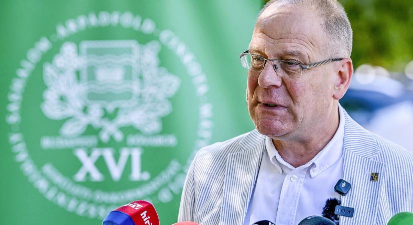Navracsics: ősszel érettebb formában térhet vissza az átláthatósági törvény