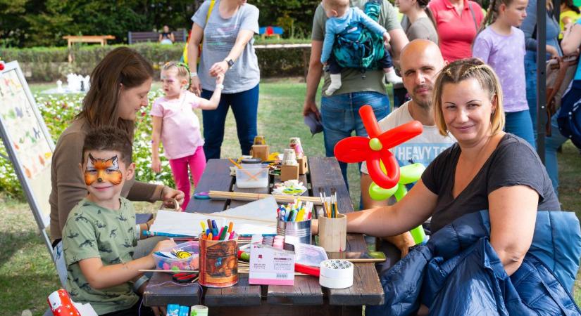 Újra találkoznak a Debreceni Egyetem alumni közösségének tagjai – szeptember 20-án jön az Alumni Fesztivál!