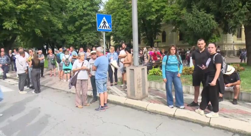 Ideiglenes városvezetés felállítását és új választásokat követelnek a zaječariak