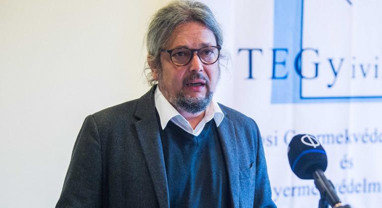 Rágalmazásért feljelentették a gyermekvédelmi botrányokat feltáró volt igazgatót