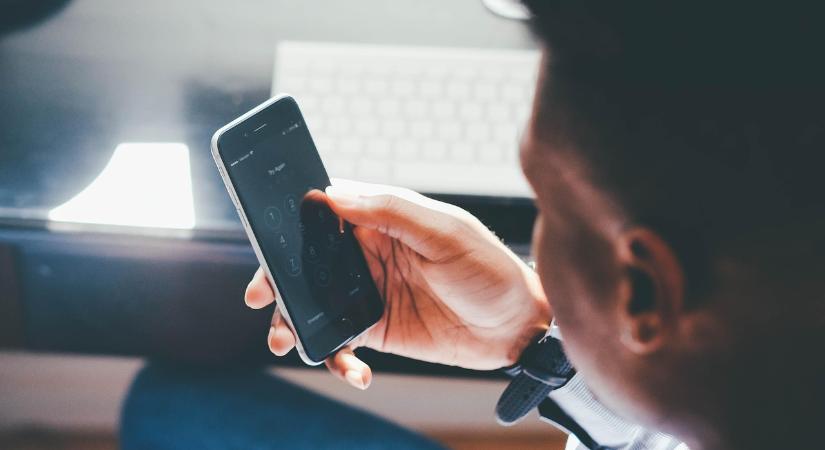 A telefonos csalók új módszerrel próbálkoznak