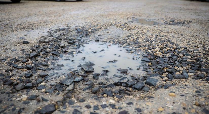 Pécsi gazdaságfejlesztés: leléptek a vezetők, süllyed a város