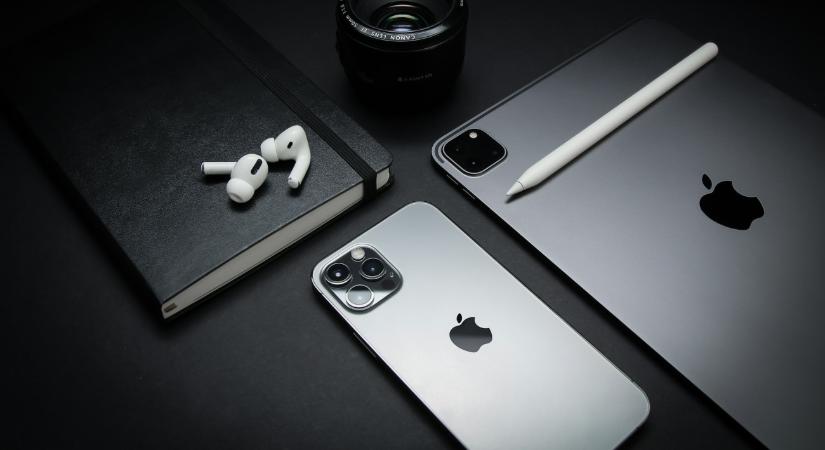 Szakíró az új iPhone-ról - Törhetetlen, de AI-téren nagy lemaradás lehet